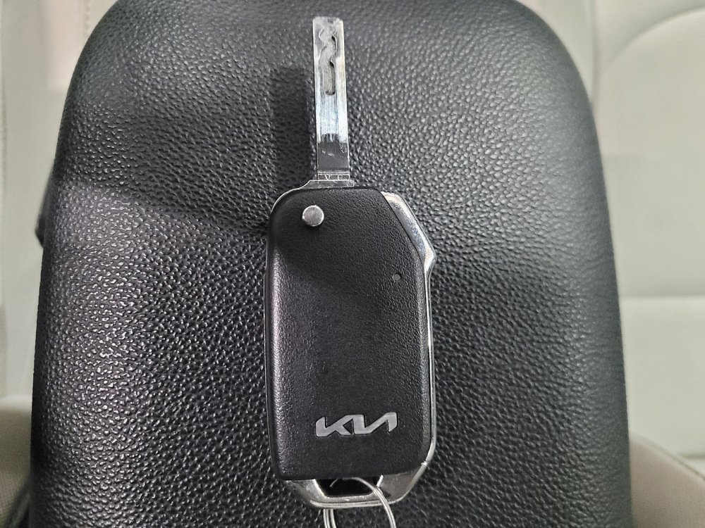 Used 2023 Kia Forte LXS FWD image 32