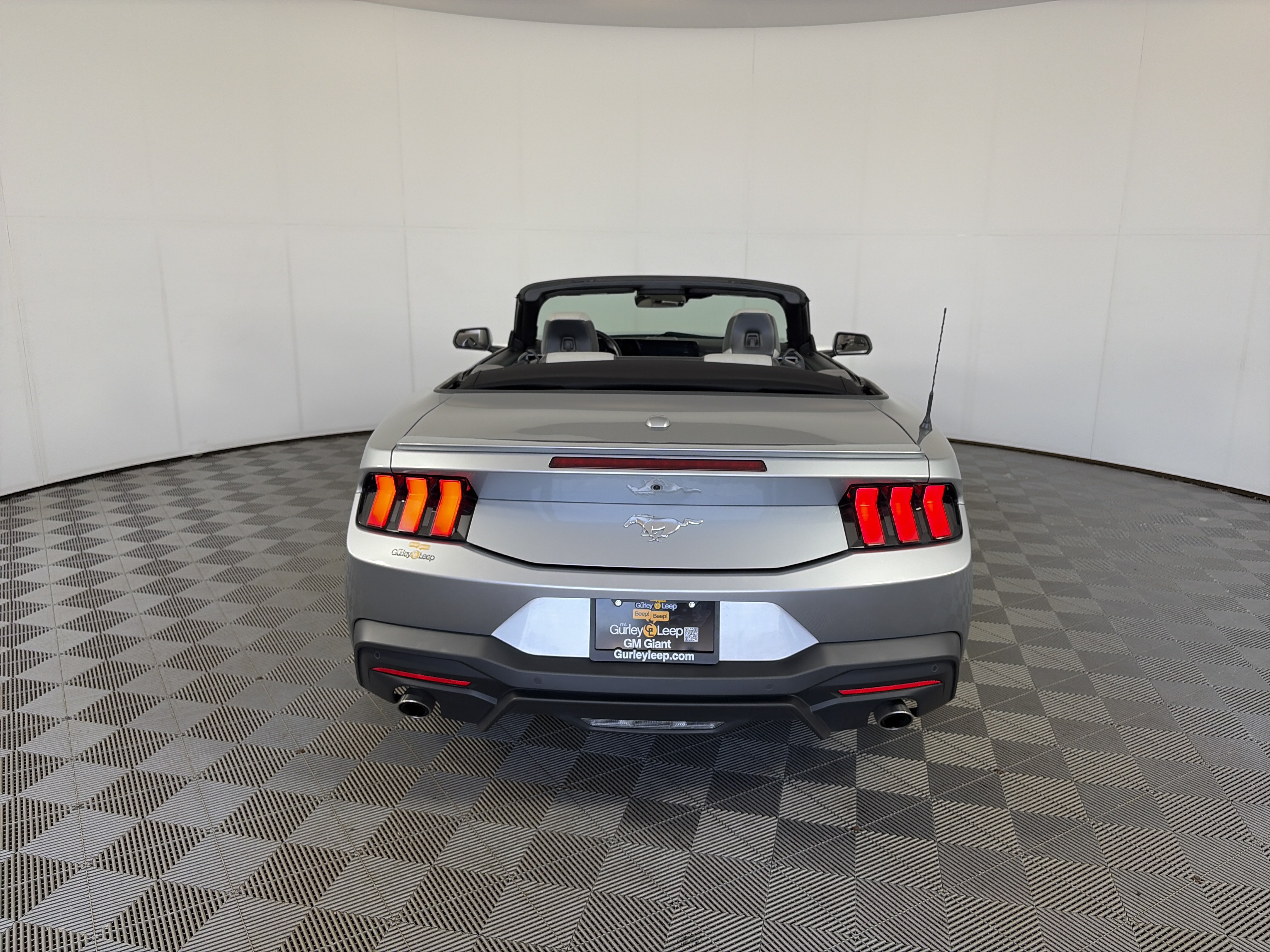 Used 2024 Ford Mustang Premium RWD image 4
