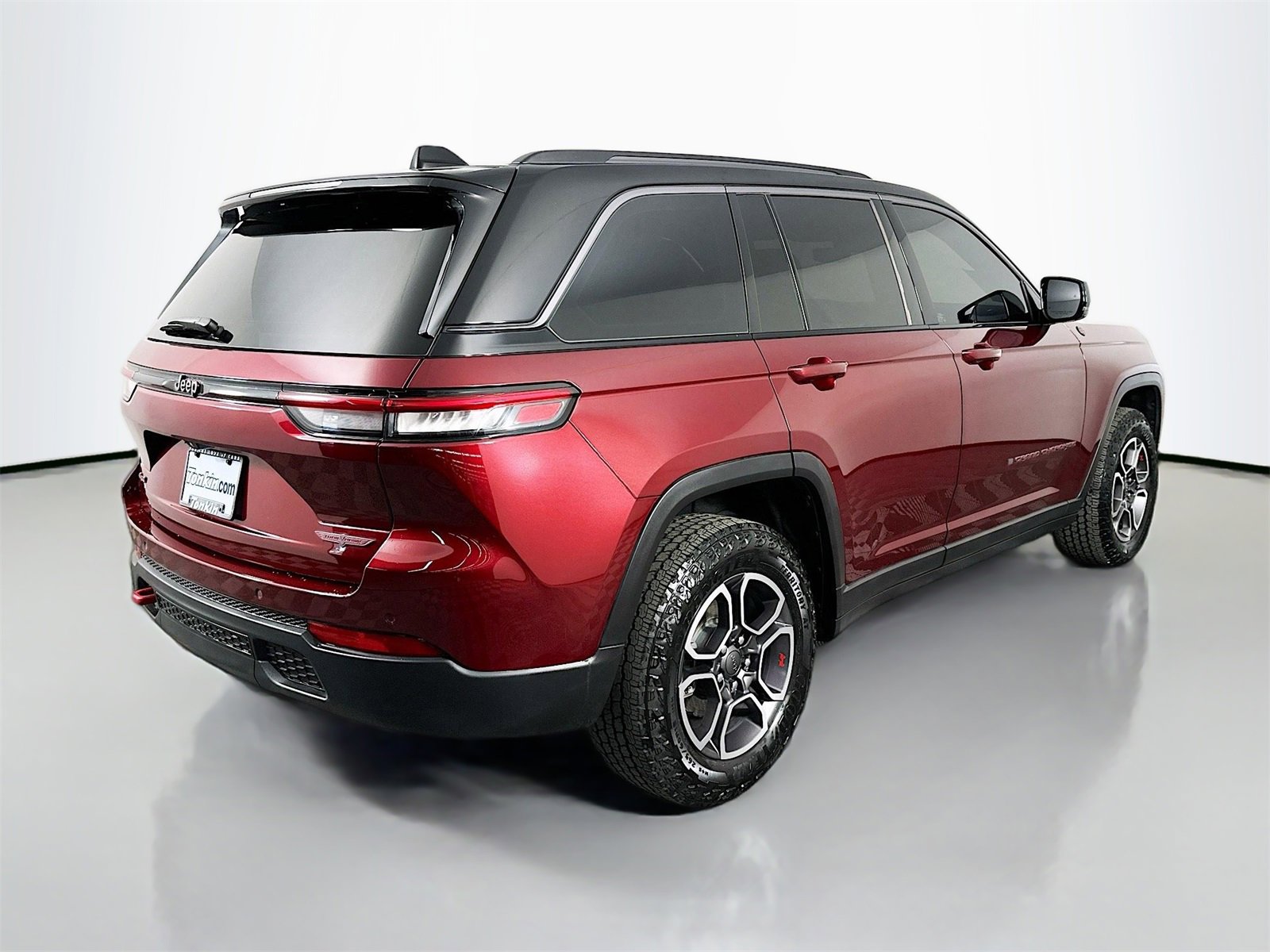 Used 2022 Jeep Grand Cherokee Trailhawk image 7