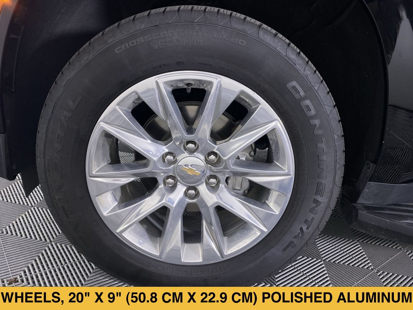 Certified 2026 Chevrolet Suburban Premier AWD/4WD image 16