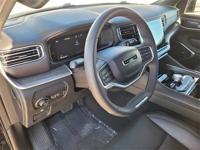 Used 2024 Jeep Wagoneer L Series II w/ Flexible Seating Group image 21