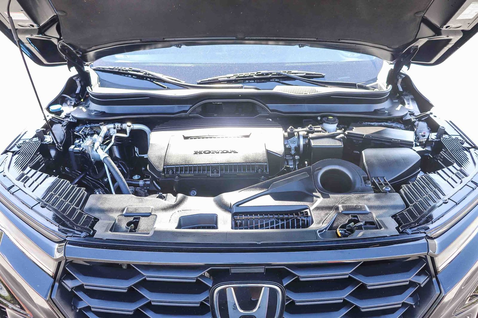 Used 2024 Honda Pilot Sport image 34