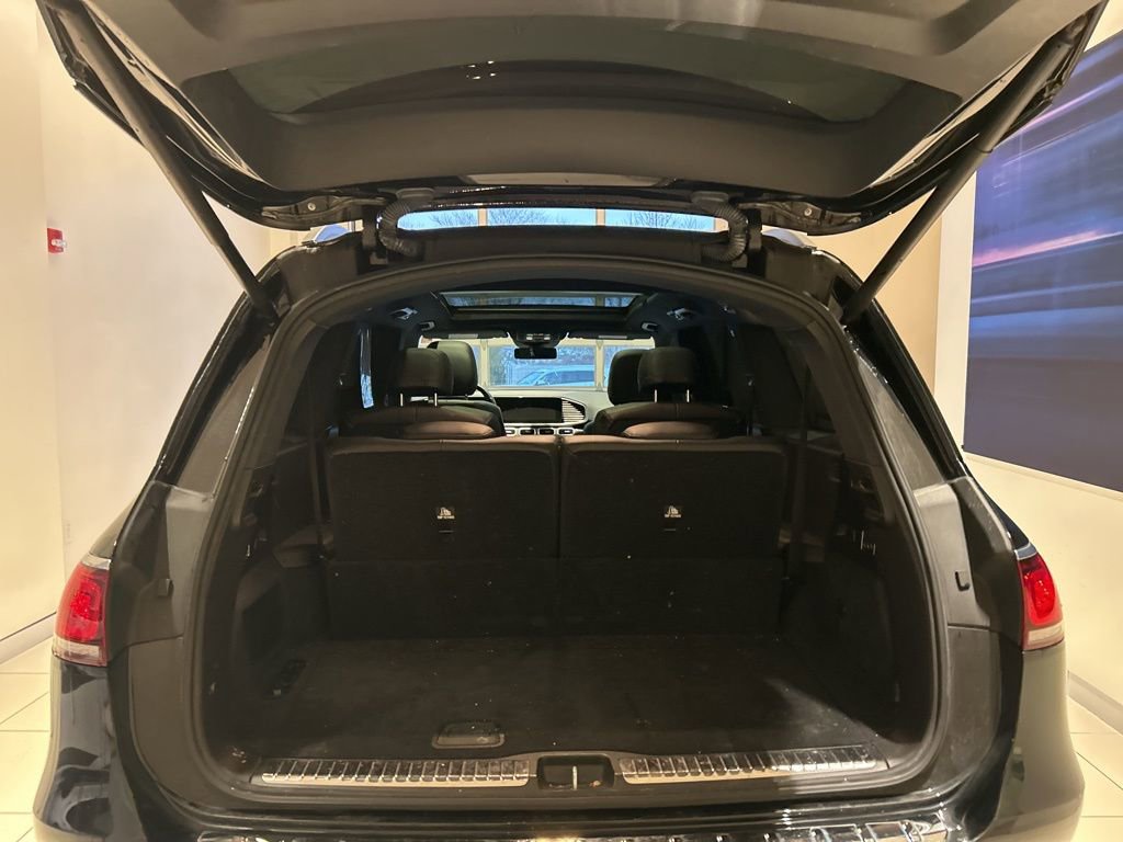 Used 2022 Mercedes-Benz GLS 450 4MATIC image 16