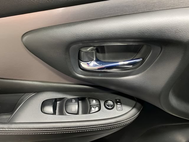 Certified 2023 Nissan Murano SV w/ SV Midnight Edition Package AWD/4WD image 10