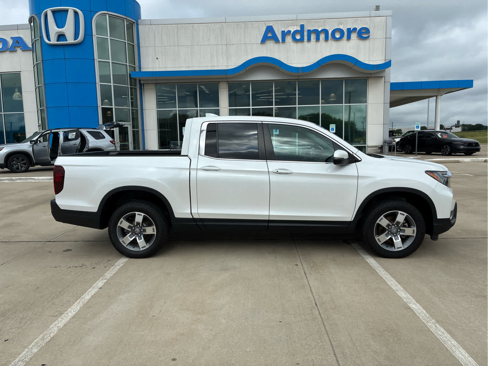 Used 2025 Honda Ridgeline RTL image 9
