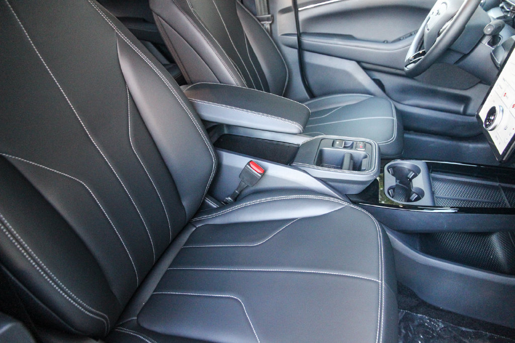 New 2026 Ford Mustang Mach-E Select RWD image 18