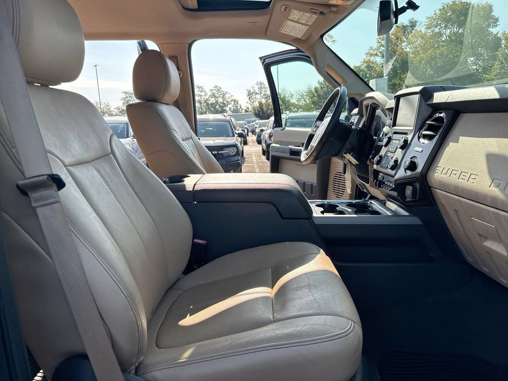 Used 2015 Ford F350 Lariat w/ Lariat Ultimate Package AWD/4WD image 23