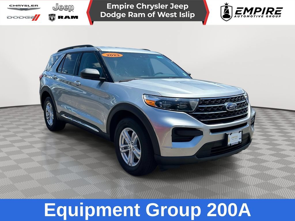 Used 2023 Ford Explorer XLT w/ Class IV Trailer Tow Package