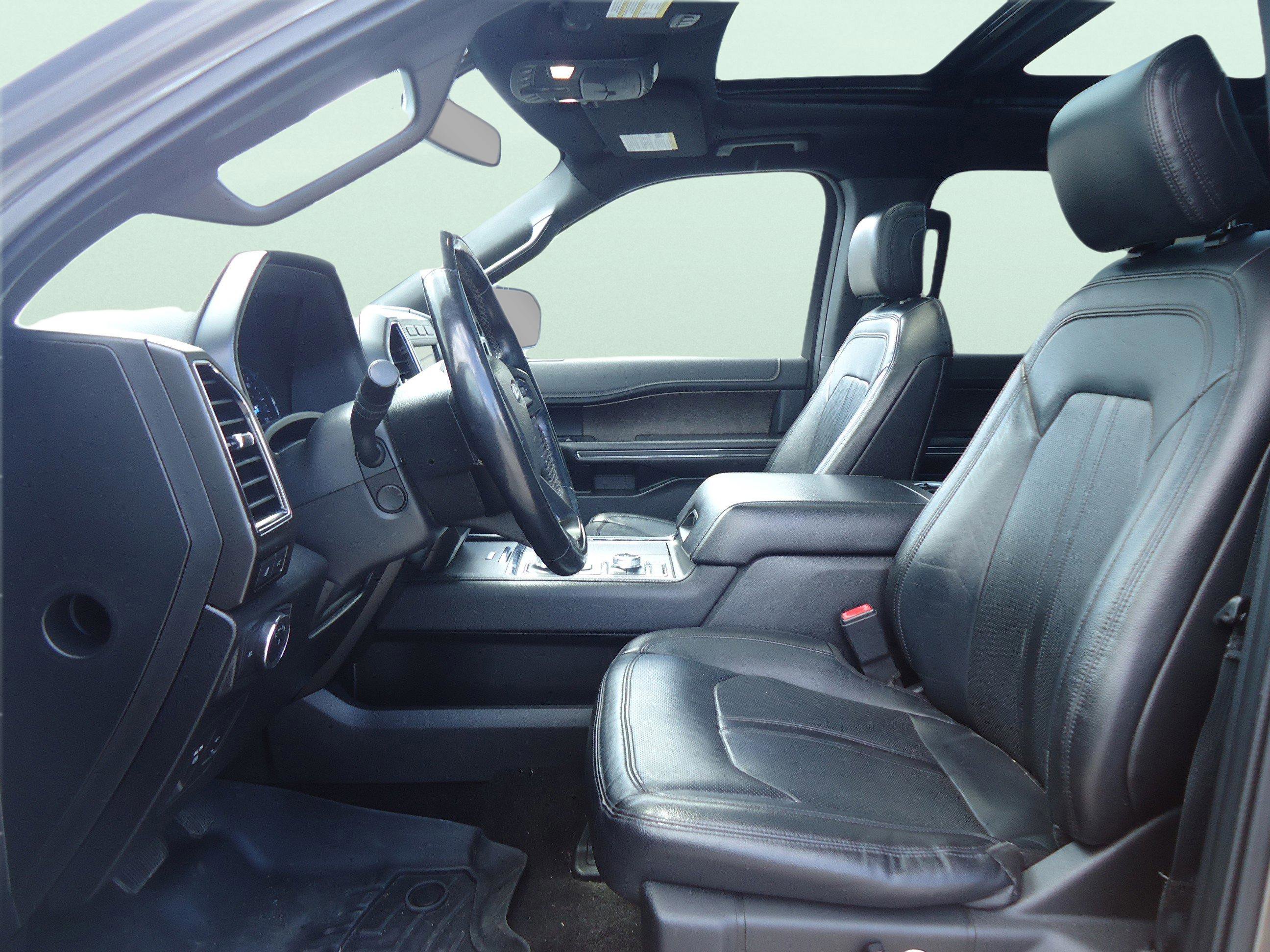 Used 2018 Ford Expedition Limited AWD/4WD image 22