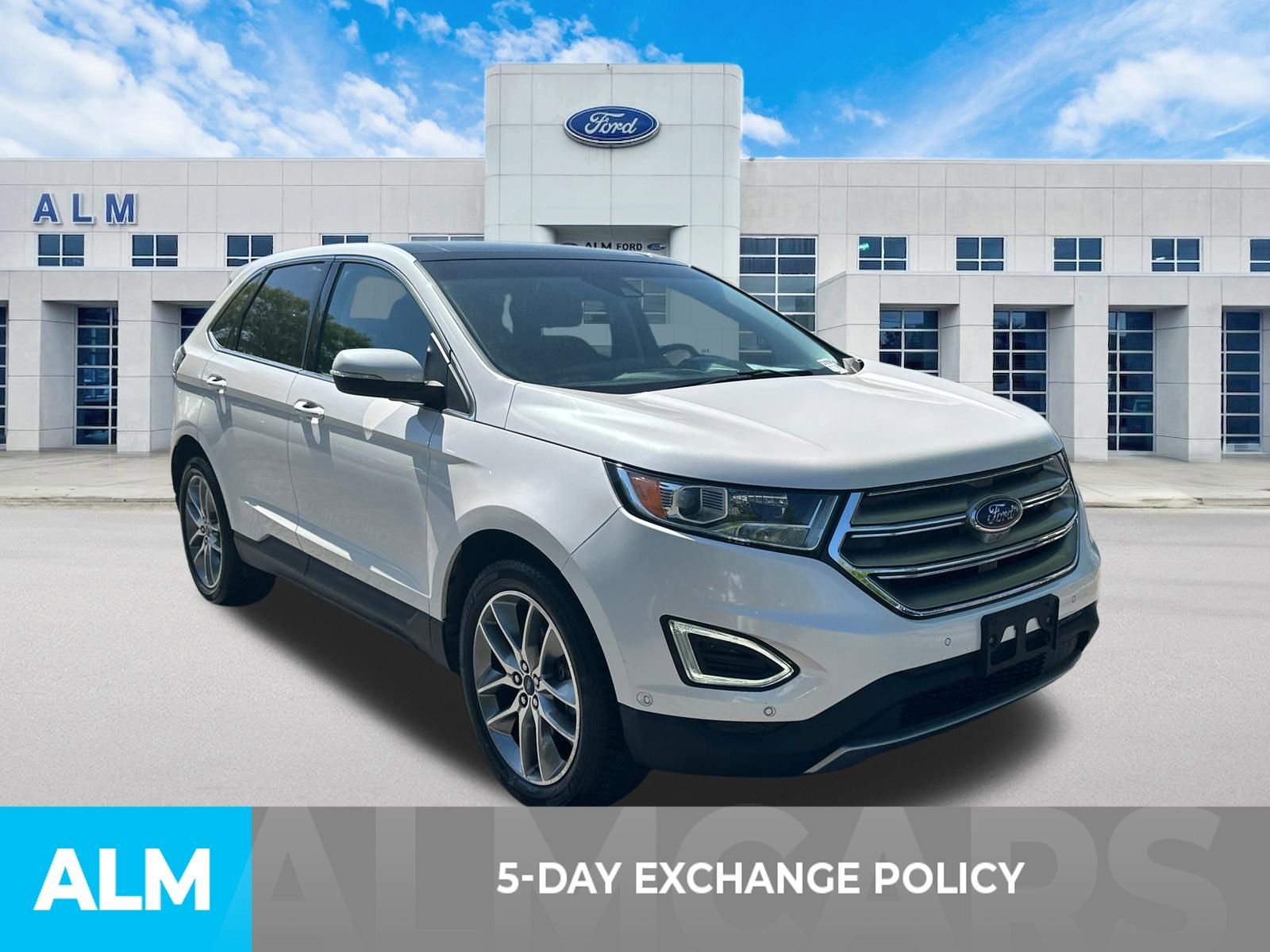 Used 2016 Ford Edge Titanium w/ Equipment Group 302A AWD/4WD image 3