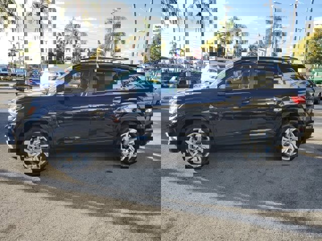 Used 2023 Volkswagen Atlas SE image 4