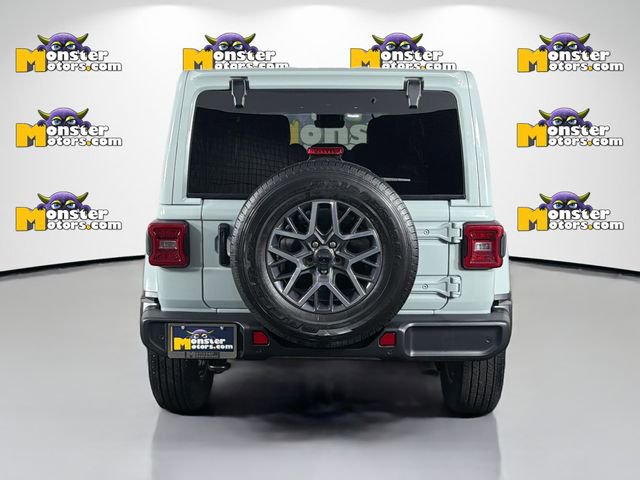 Used 2024 Jeep Wrangler Unlimited Sahara w/ Technology Group AWD/4WD image 6