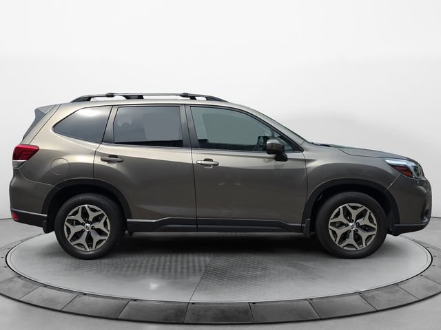 Used 2021 Subaru Forester Premium w/ Popular Package #1 AWD/4WD image 6