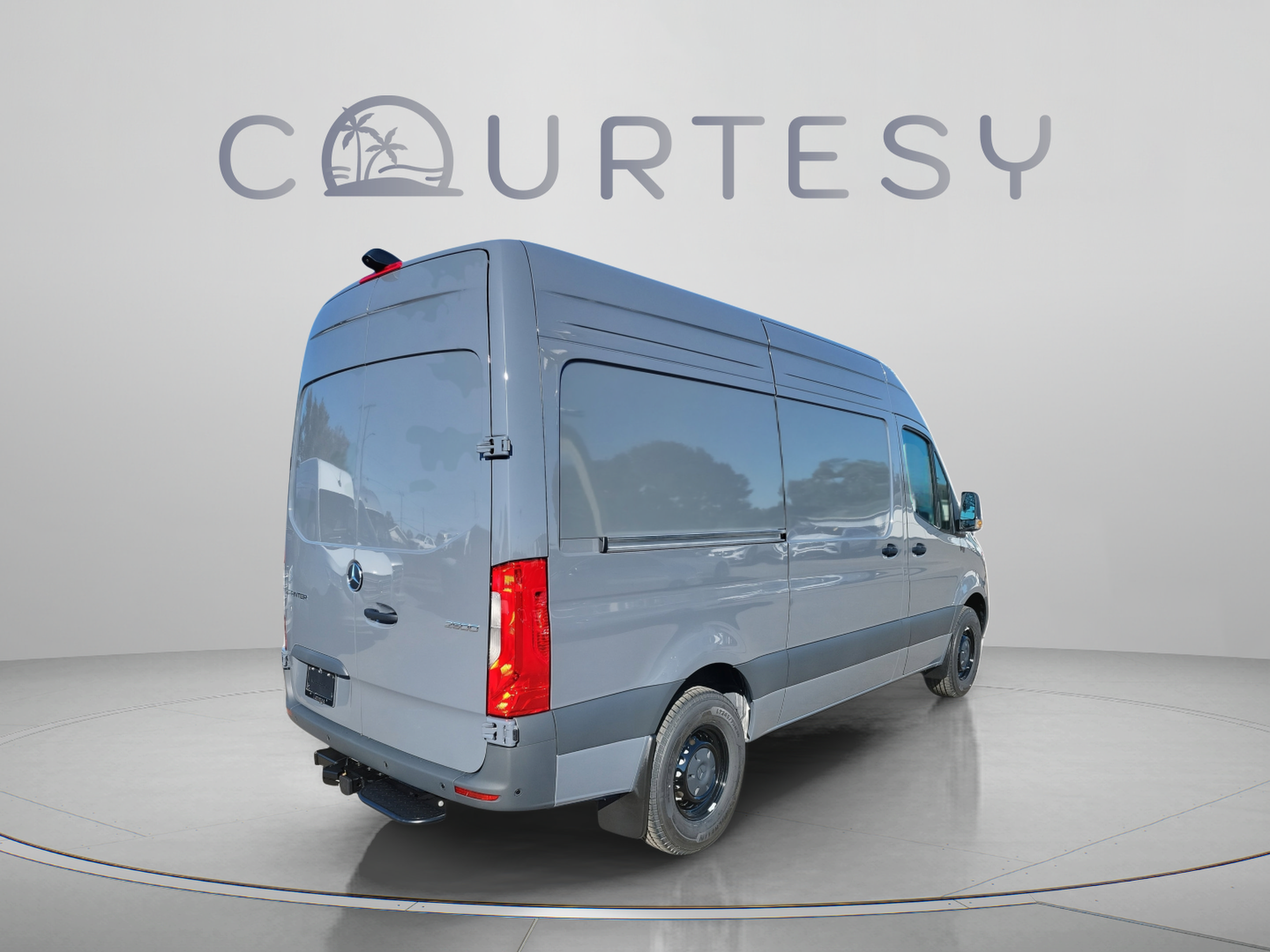 Used 2026 Mercedes-Benz Sprinter 2500 image 4