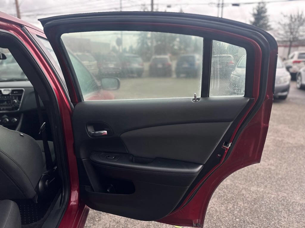 Used 2011 Chrysler 200 Touring image 21