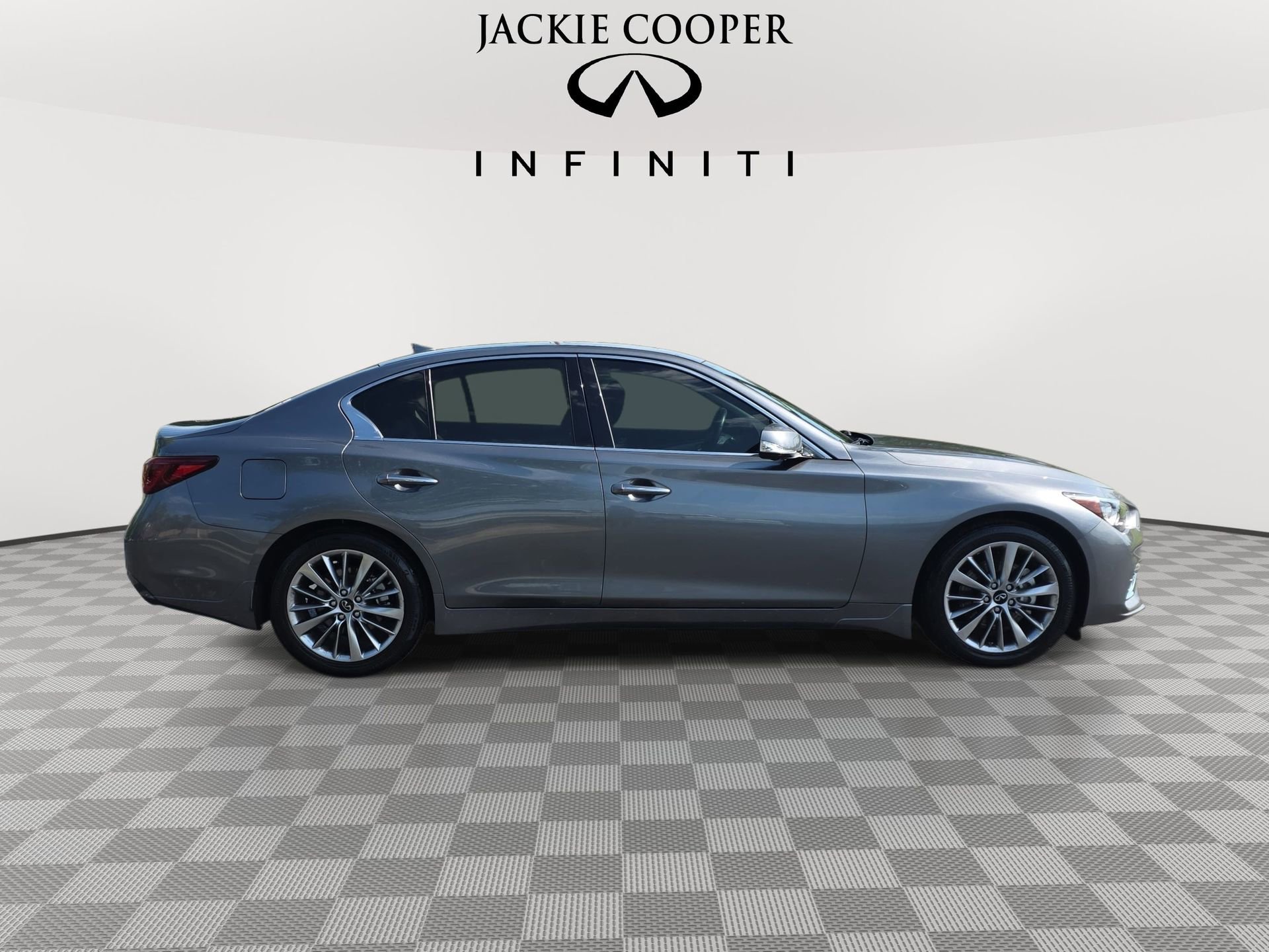 Certified 2022 INFINITI Q50 Luxe w/ Cargo Package AWD/4WD image 4
