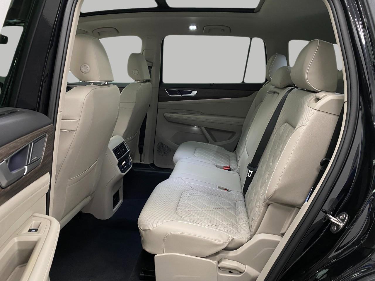 New 2026 Volkswagen Atlas SEL Premium R-Line image 31
