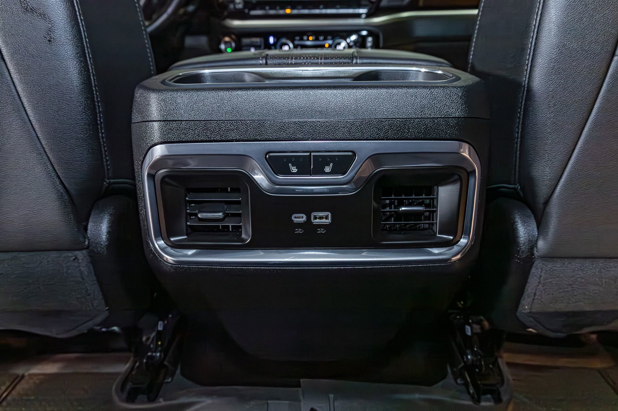 Used 2024 Chevrolet Silverado 2500 High Country w/ Midnight Edition image 27