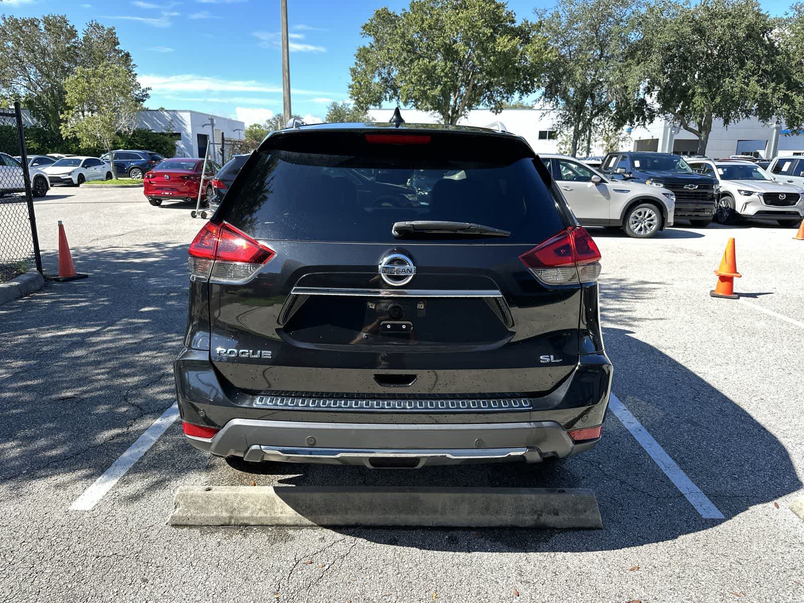Used 2020 Nissan Rogue SL w/ Premium Package FWD image 7