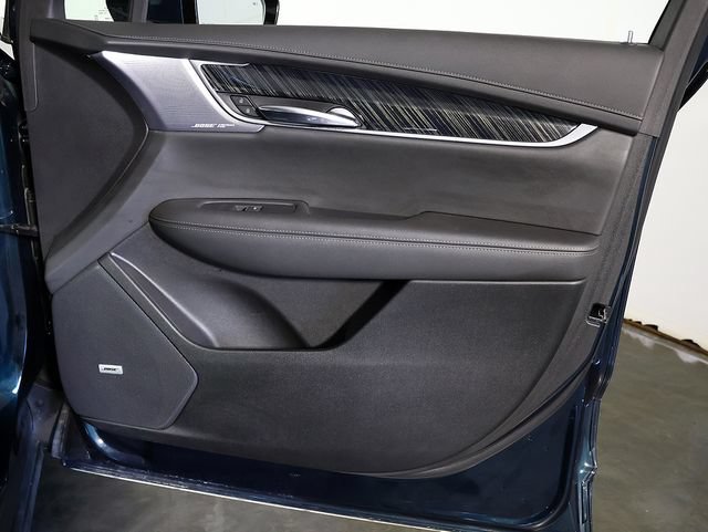 Used 2024 Cadillac XT6 Premium Luxury w/ Technology Package AWD/4WD image 36