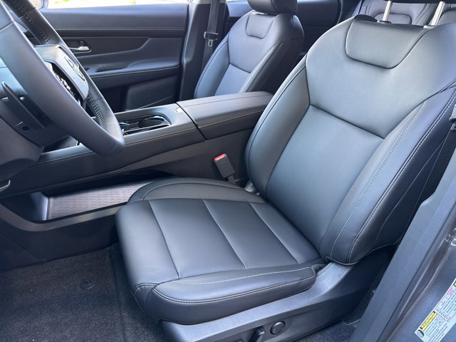 New 2025 Nissan Murano SV image 13