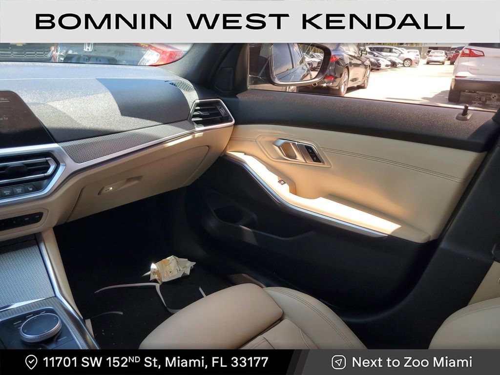 Used 2019 BMW 330i Sedan w/ M Sport Package image 14