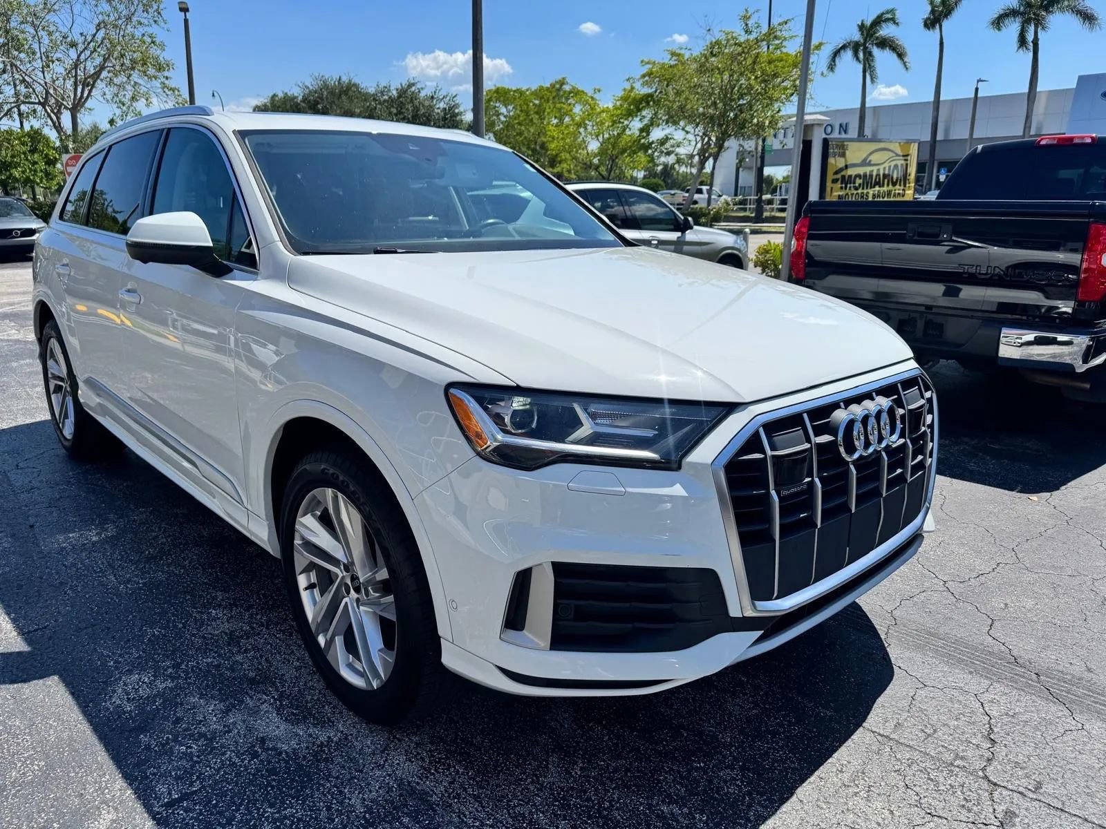 Used 2021 Audi Q7 2.0T Premium Plus w/ Executive Package AWD/4WD image 2