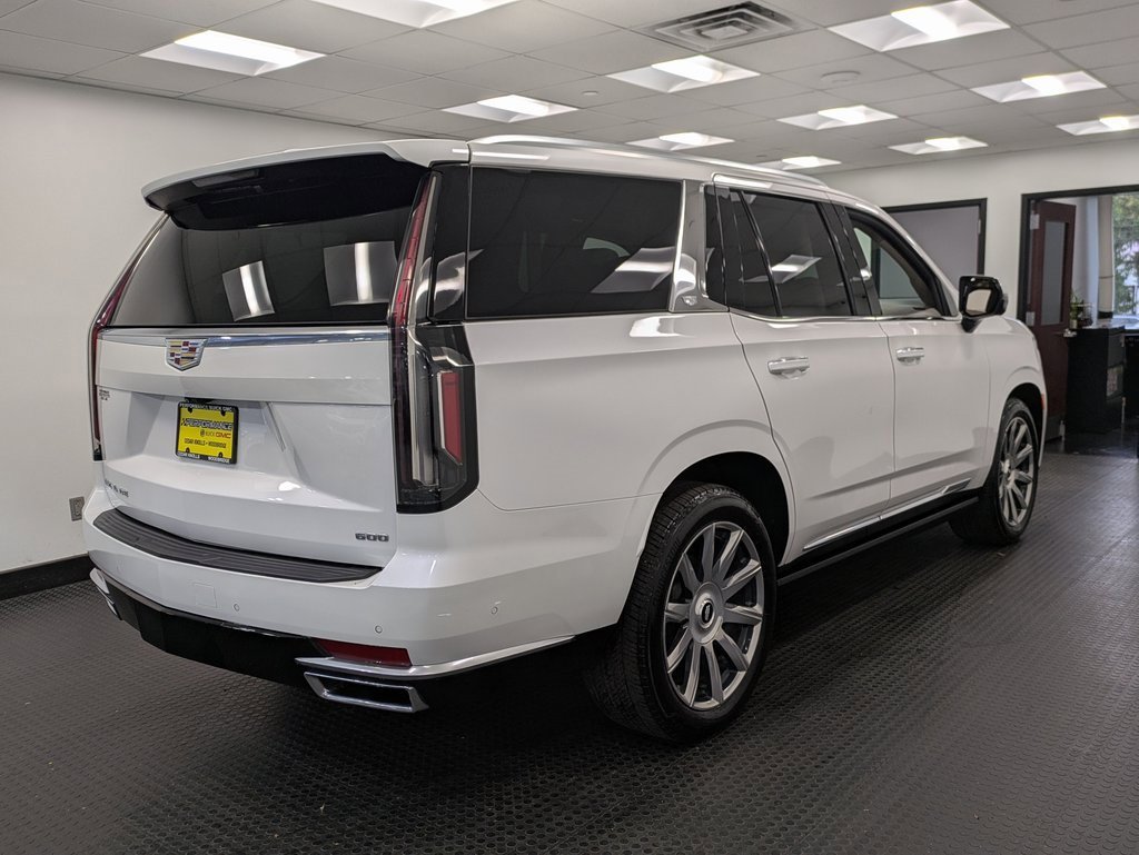 Used 2022 Cadillac Escalade Premium Luxury Platinum image 4