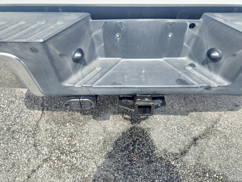 Used 2015 Ford F250 XL w/ Power Equipment Group image 8