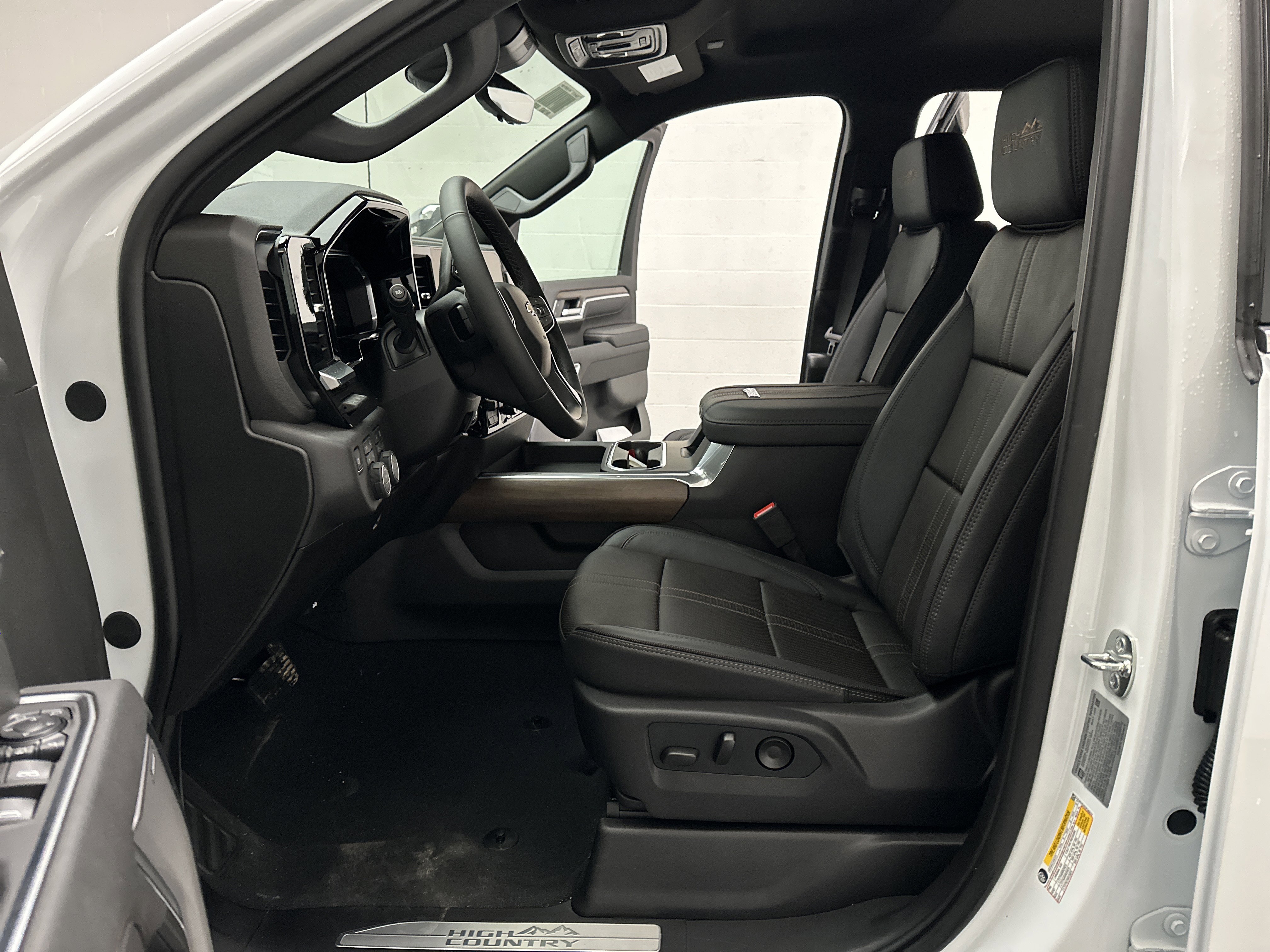 New 2026 Chevrolet Silverado 3500 High Country w/ Technology Package image 22