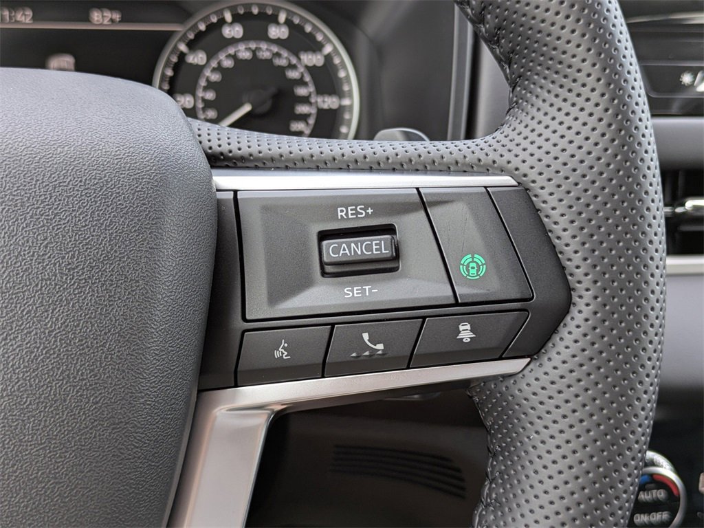 New 2025 Mitsubishi Outlander SE image 27