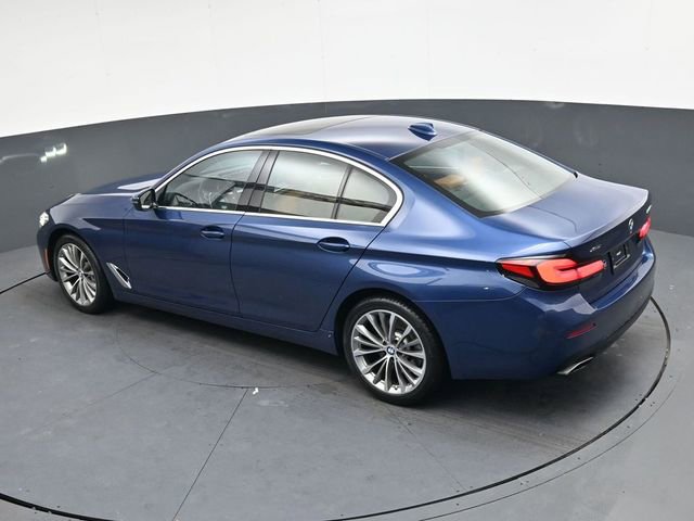 Used 2022 BMW 540i xDrive w/ Premium Package image 25