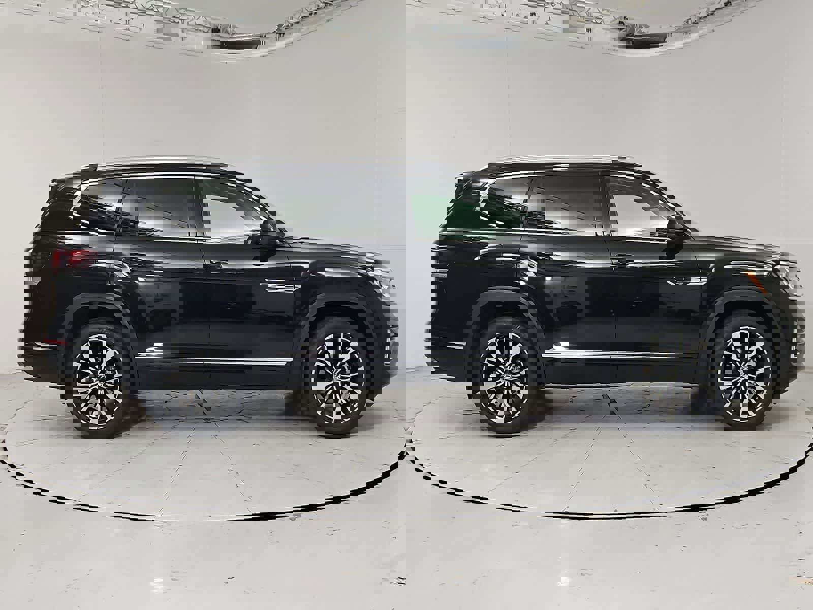 New 2026 Volkswagen Atlas SEL Premium R-Line image 7