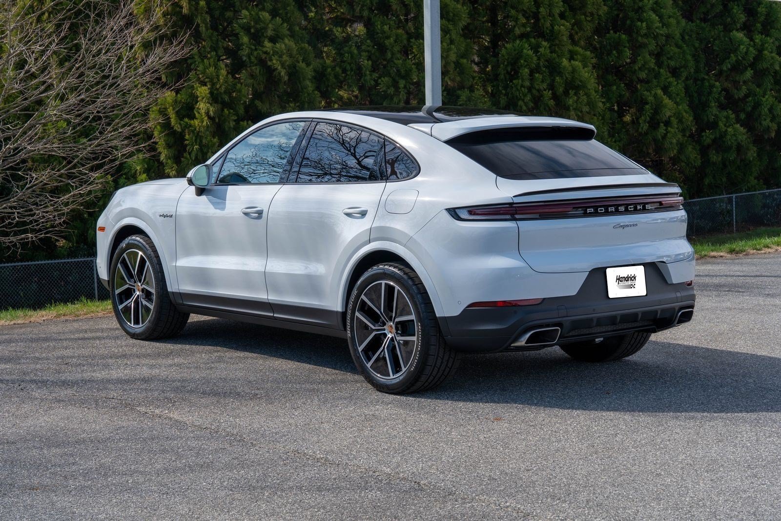 New 2026 Porsche Cayenne Coupe AWD/4WD image 4