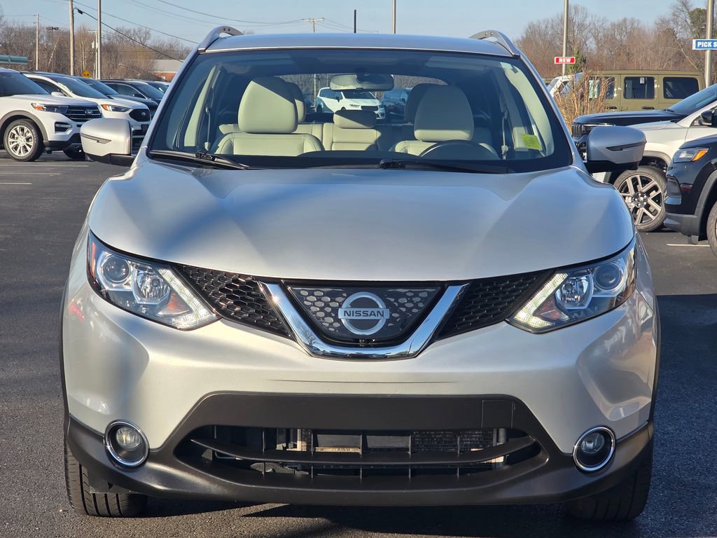 Used 2018 Nissan Rogue Sport SL image 3