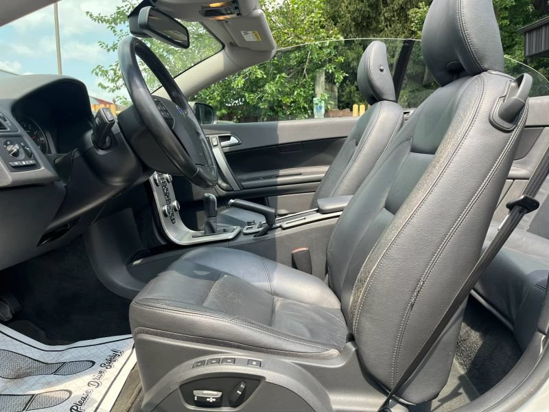 Used 2009 Volvo C70 T5 FWD image 14
