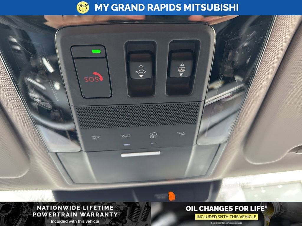 New 2026 Mitsubishi Outlander SE image 31