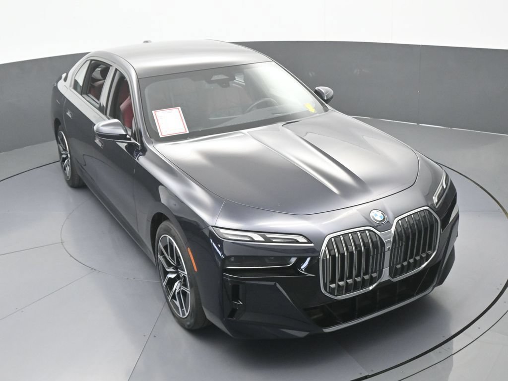 Used 2025 BMW 740i xDrive AWD/4WD image 63