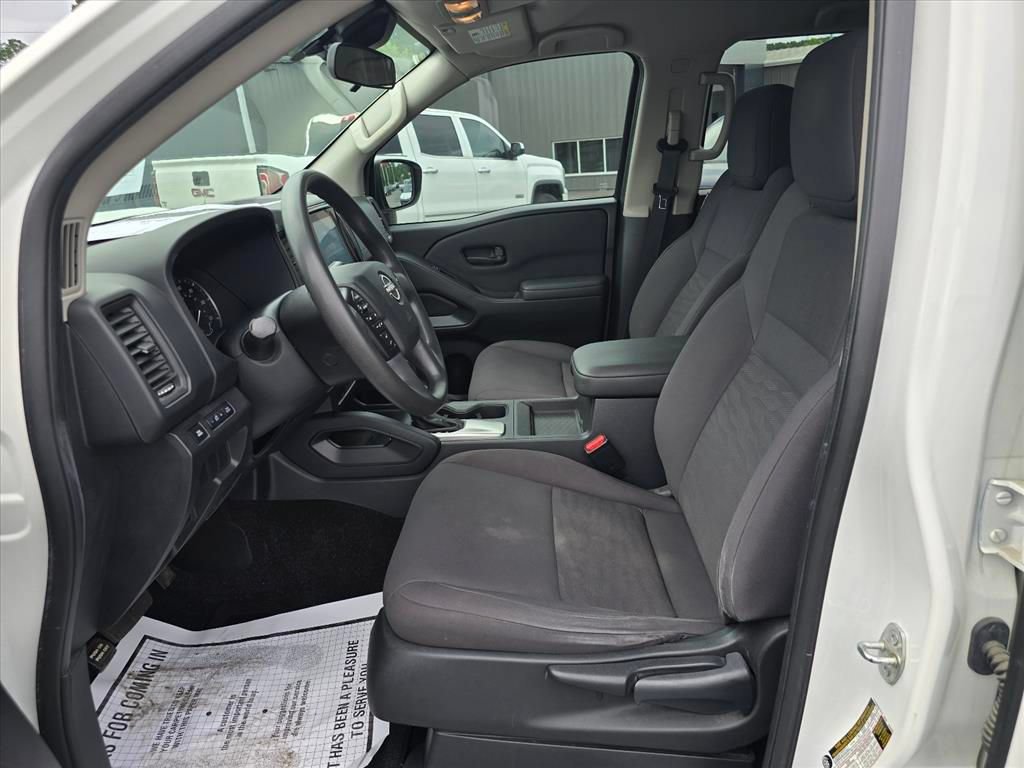 Used 2022 Nissan Frontier S w/ Technology Package RWD image 11