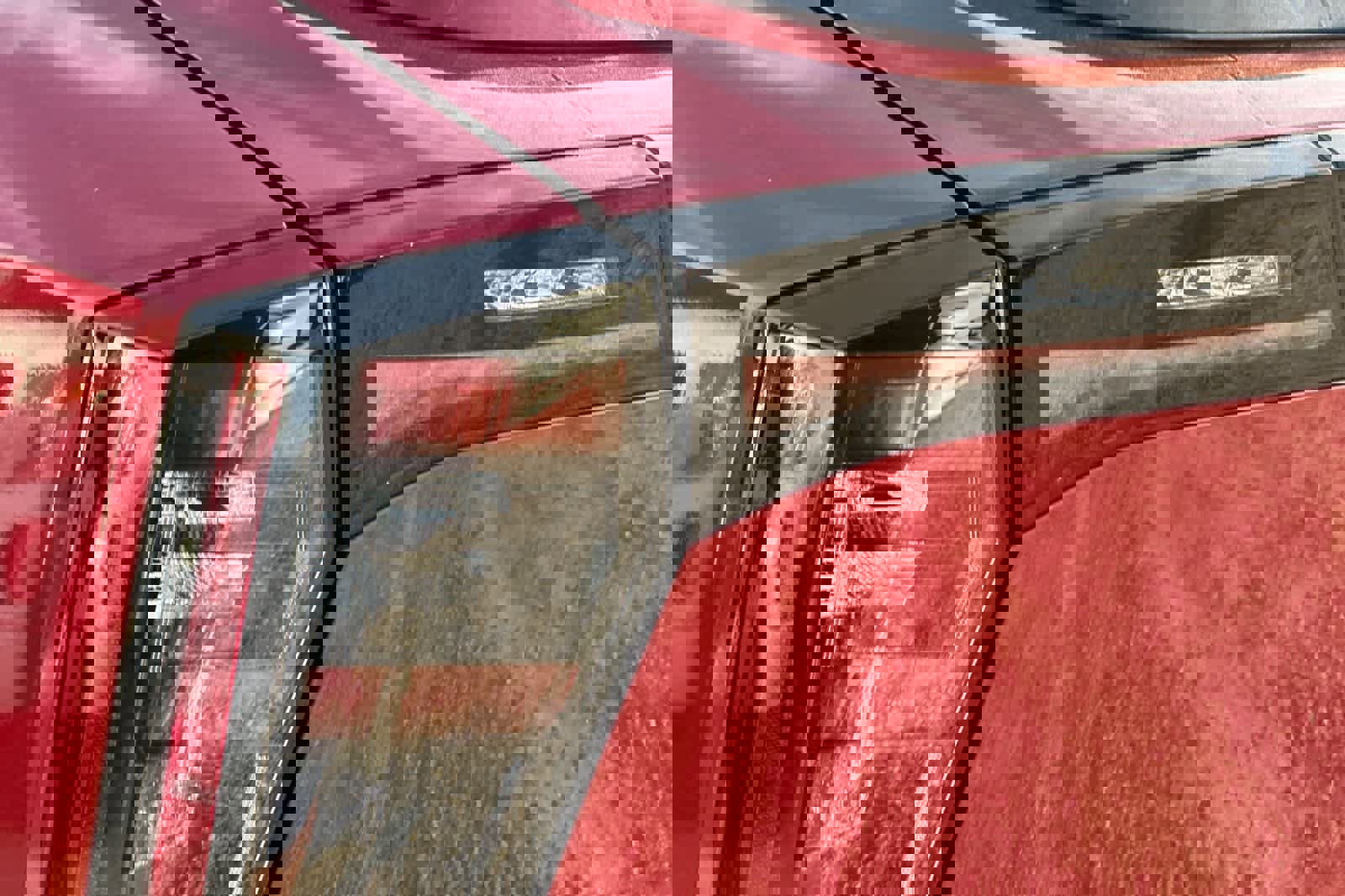 New 2026 Nissan Kicks SR image 28