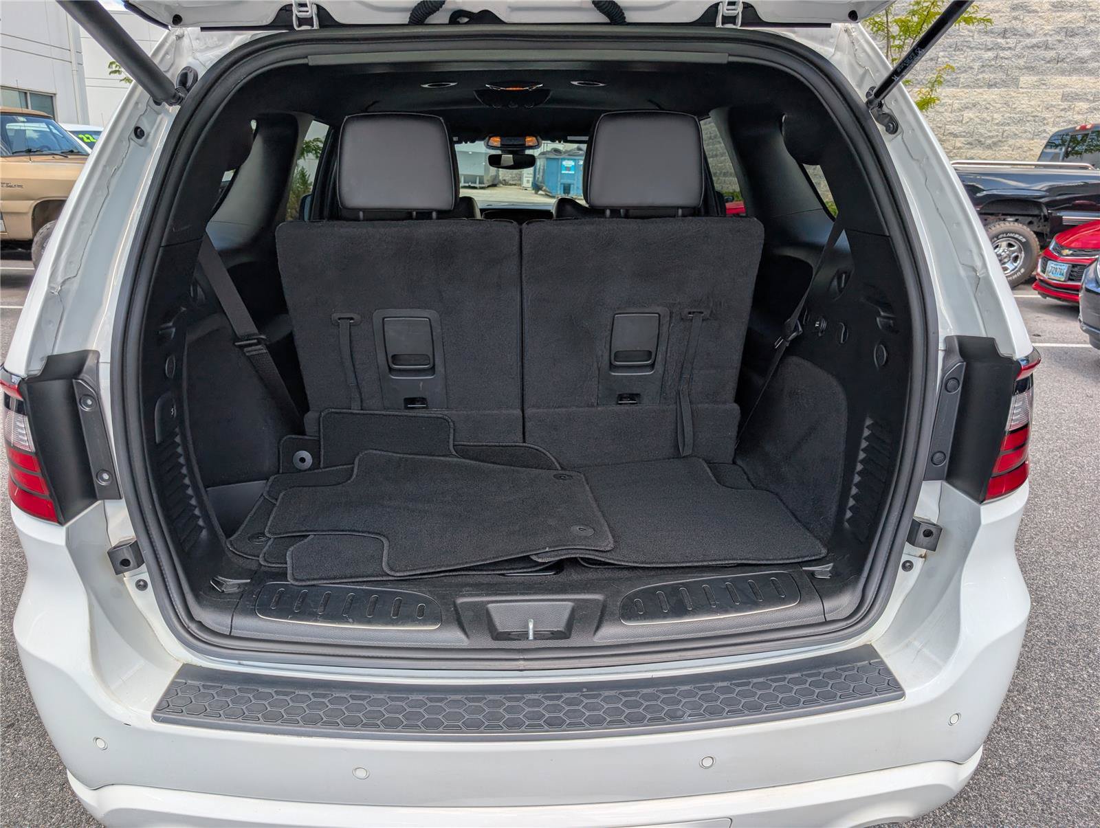 Used 2022 Dodge Durango R/T w/ Trailer Tow Group IV AWD/4WD image 13