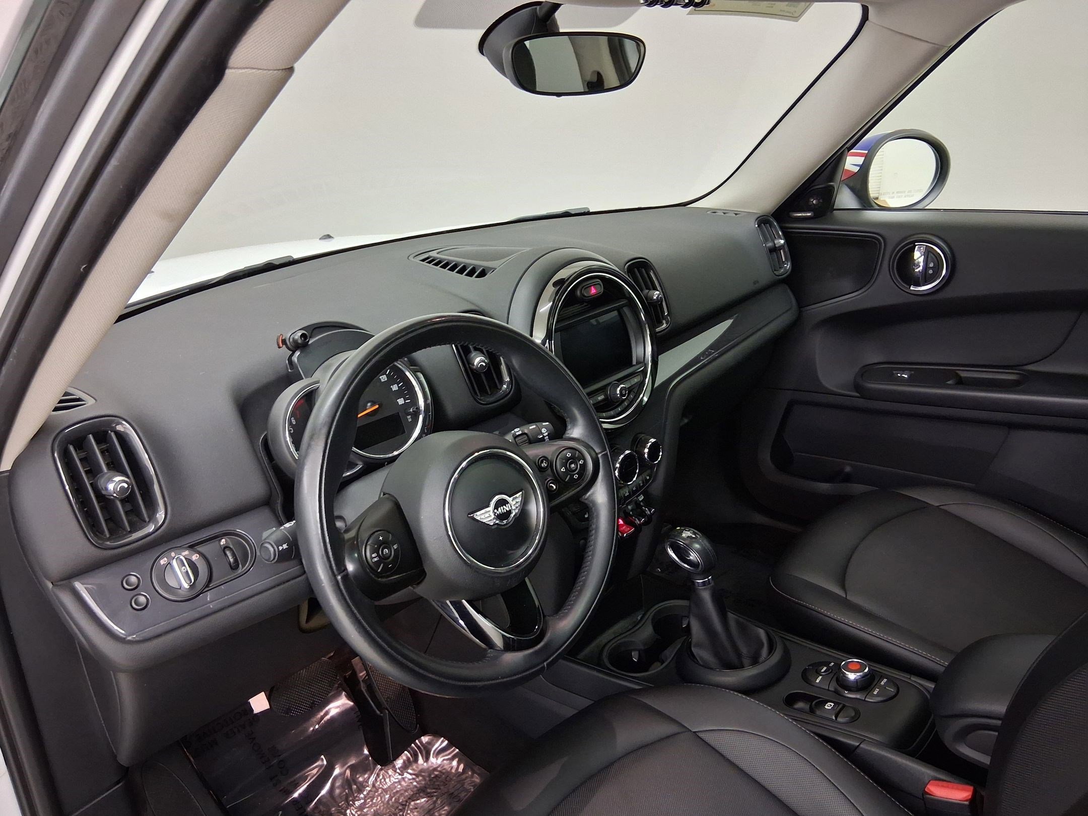 Used 2018 MINI Cooper Countryman FWD image 2