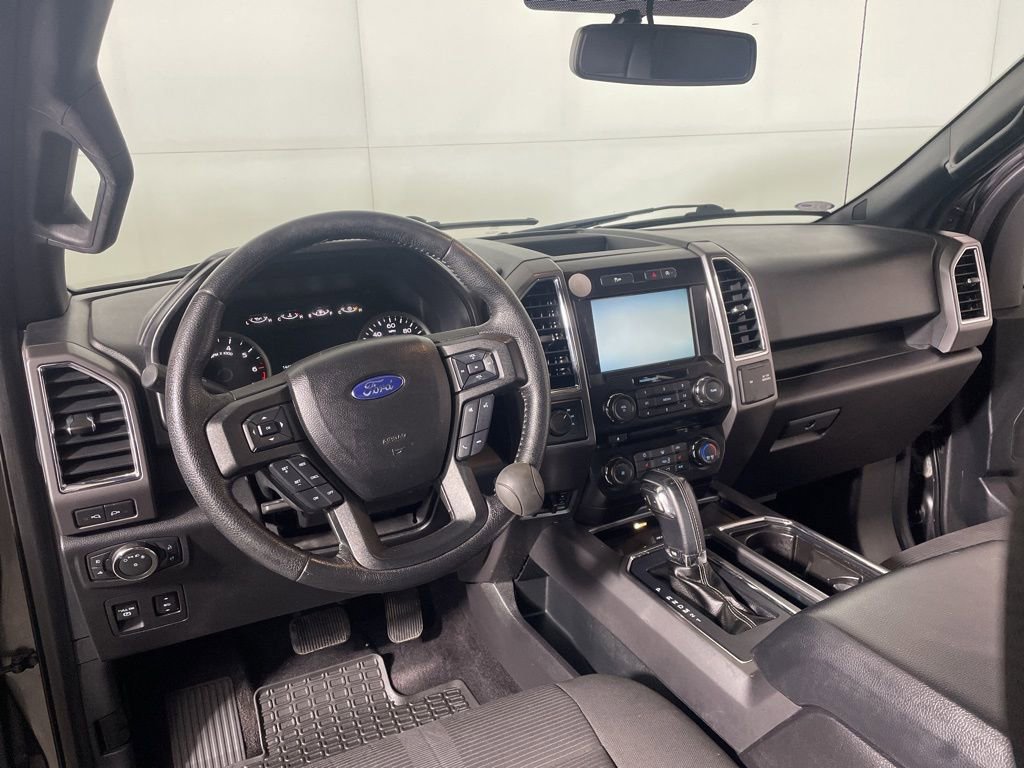 Used 2015 Ford F150 XLT w/ Equipment Group 302A Luxury image 8