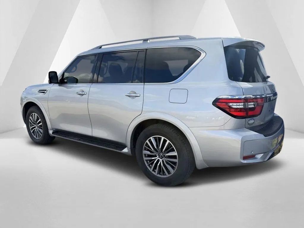 Used 2023 Nissan Armada SL w/ Captain's Chairs Package image 5