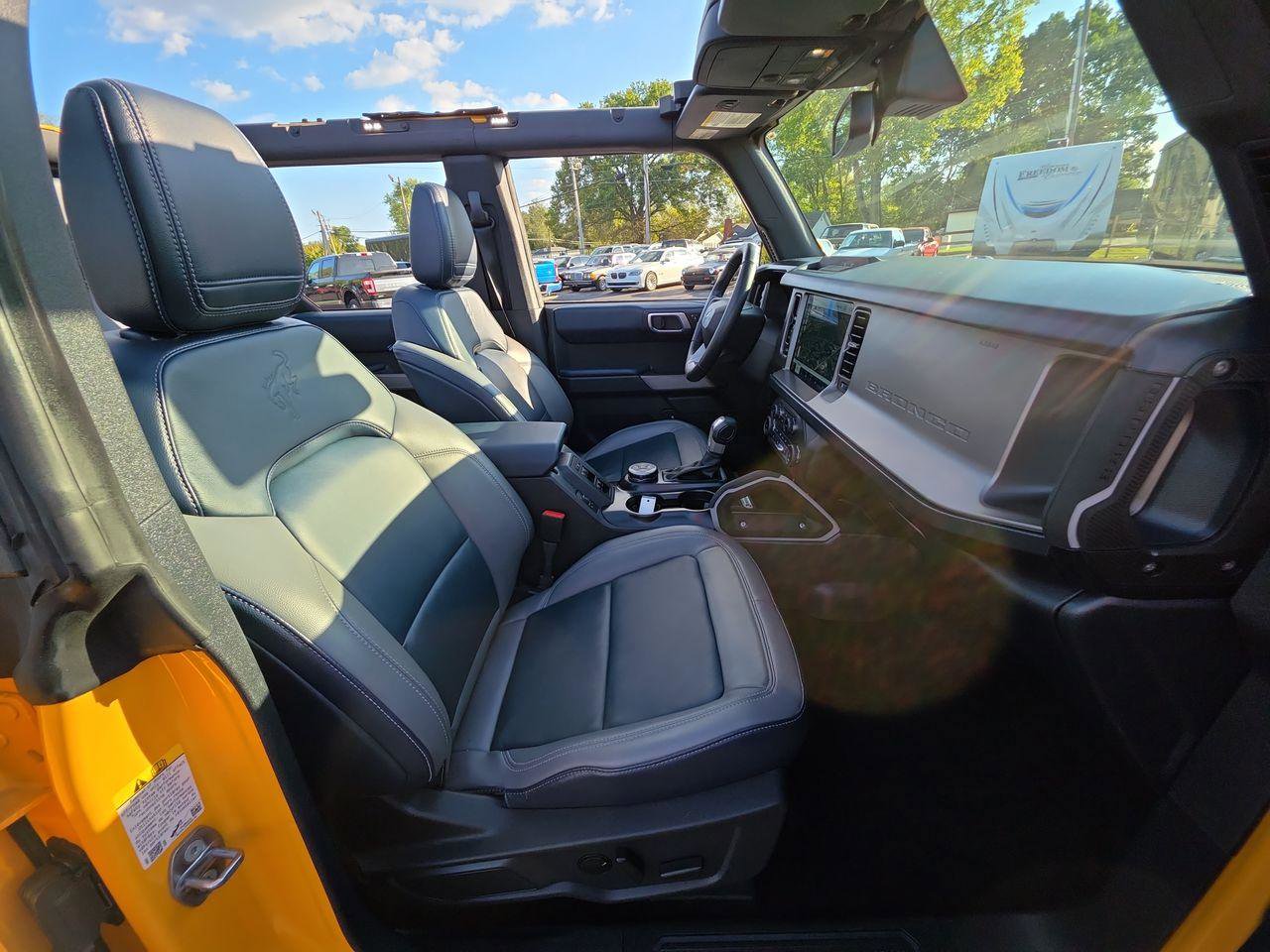 Used 2022 Ford Bronco Outer Banks image 8
