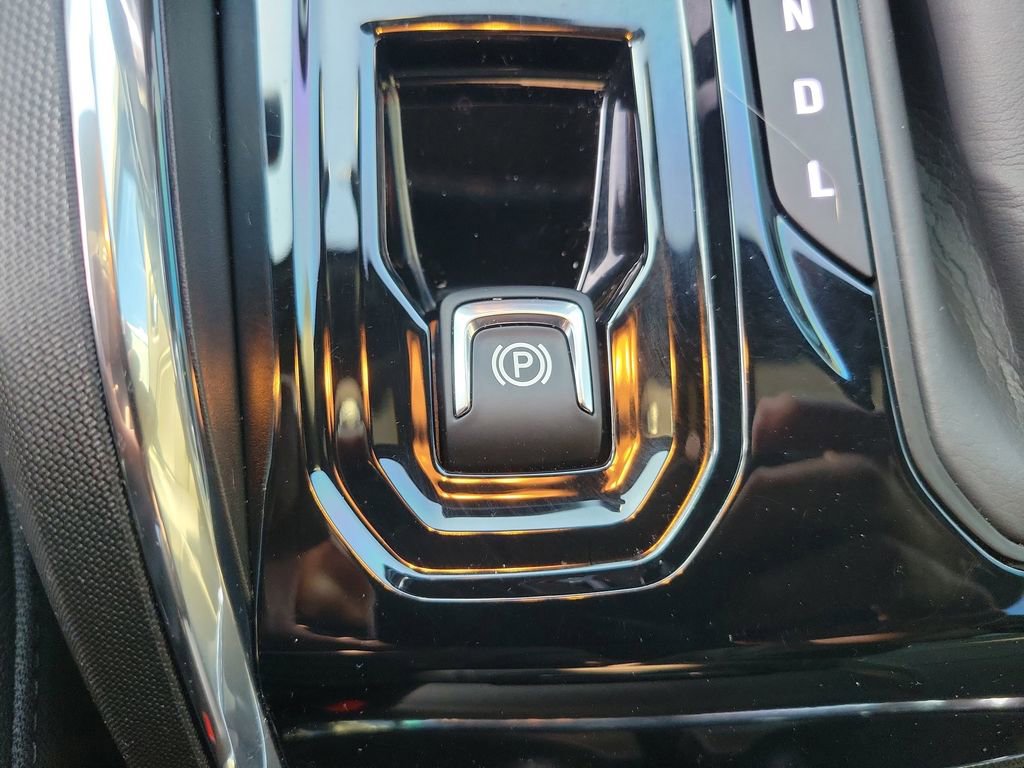 Used 2023 GMC Canyon Elevation w/ Elevation Premium Package image 23