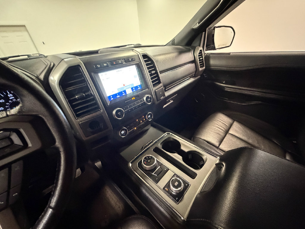 Used 2020 Ford Expedition Max XLT w/ Equipment Group 202A AWD/4WD image 84