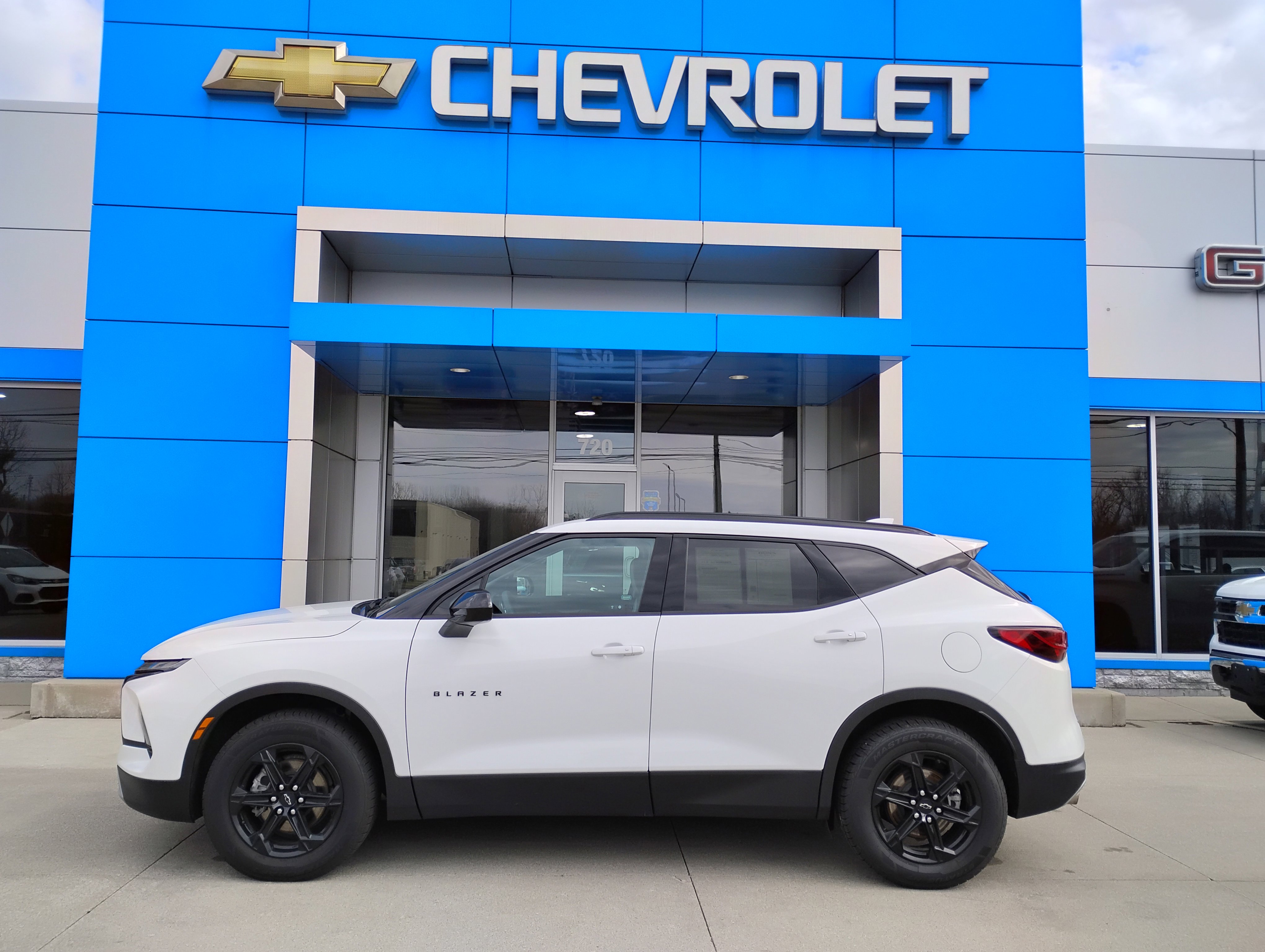 Used 2023 Chevrolet Blazer LT w/ Convenience Package AWD/4WD image 32
