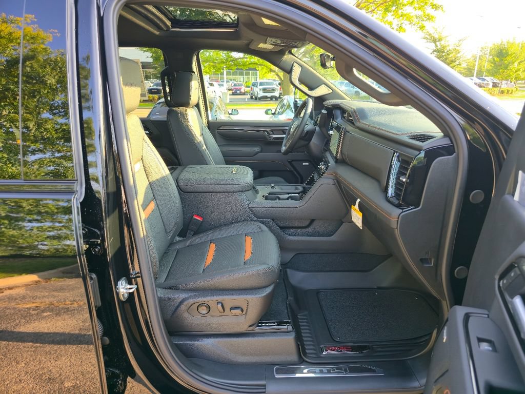 New 2026 GMC Sierra 2500 AT4 w/ AT4 Premium Plus Package AWD/4WD image 29