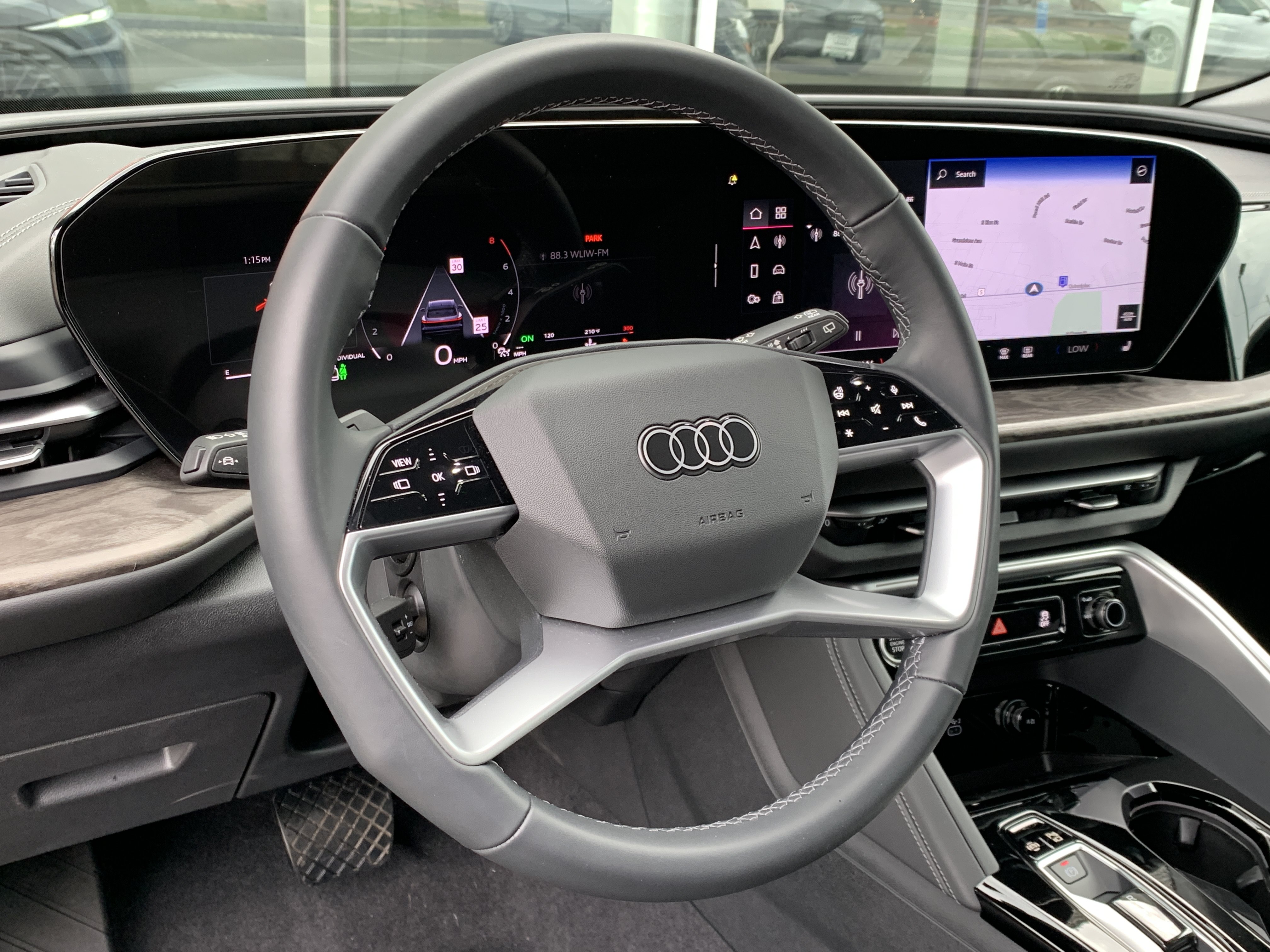 Certified 2025 Audi Q5 Premium w/ Convenience Package AWD/4WD image 4